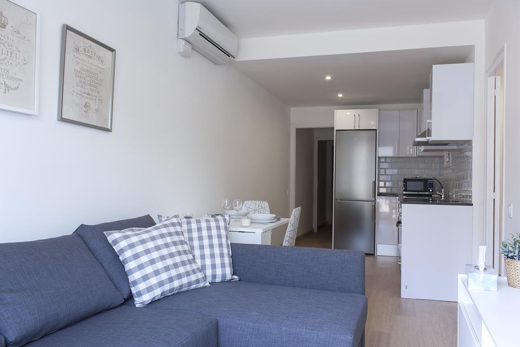 Flateli Roger 6 Apartment Barcelona Exterior photo