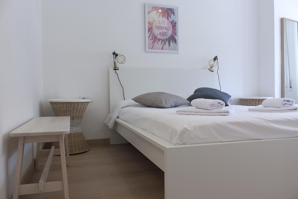 Flateli Roger 6 Apartment Barcelona Exterior photo