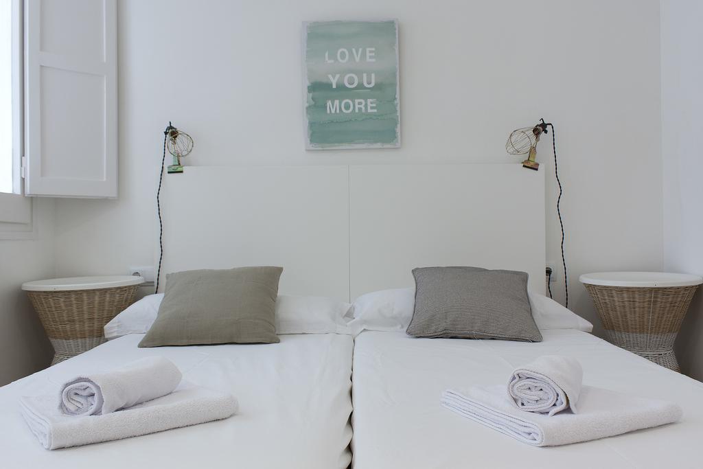 Flateli Roger 6 Apartment Barcelona Exterior photo