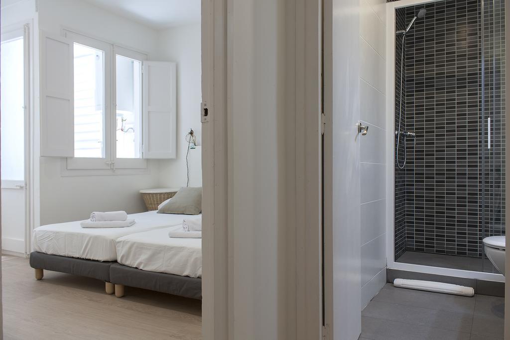Flateli Roger 6 Apartment Barcelona Exterior photo