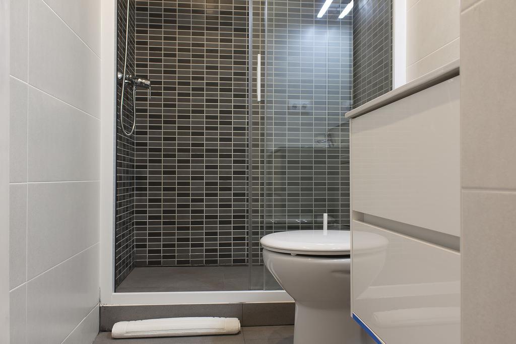 Flateli Roger 6 Apartment Barcelona Exterior photo